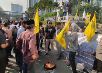 Sesmi, Perisai, dan Semi Ancam Usir Dubes India Jika BJP Tidak Minta Maaf