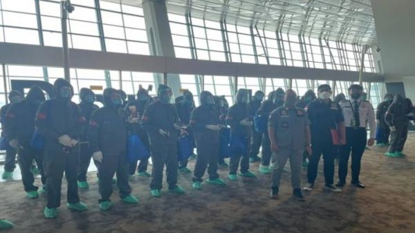 Viral Ratusan WNA Cina Berseragam di Bandara Soekarno-Hatta, Ini Kata Imigrasi