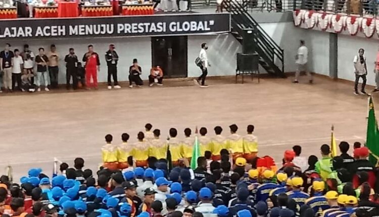 Ⓒ Hak cipta foto di atas dikembalikan sesungguhnya kepada pemilik foto Ⓒ Hak cipta foto di atas dikembalikan sesungguhnya kepada pemilik foto