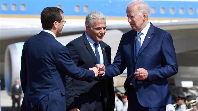 Presiden As Joe Biden Dan Perdana Menteri Israel Yair Lapid Pada Hari Kamis (14/7/2022) Menandatangani Deklarasi Bersama Untuk Mencegah Iran Memperoleh Senjata Nuklir.