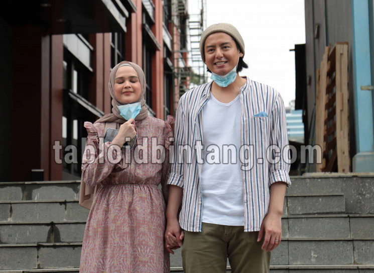 Cut Meyriska bercerita tentang pengalaman yang dirasakan ketika awal mengenakan hijab. FOTO/tabloidbintang.com/Seno Cut Meyriska bercerita tentang pengalaman yang dirasakan ketika awal mengenakan hijab. FOTO/tabloidbintang.com/Seno