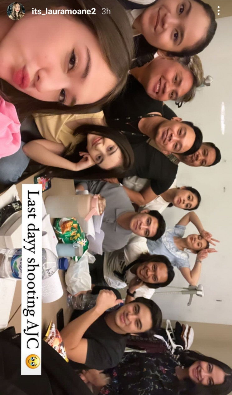 (Instagram)
