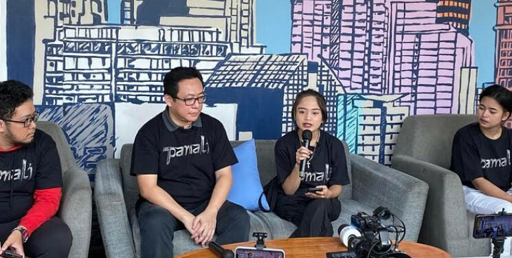 Ⓒ Hak cipta foto di atas dikembalikan sesungguhnya kepada sang pemilik foto Ⓒ Hak cipta foto di atas dikembalikan sesungguhnya kepada pemilik foto