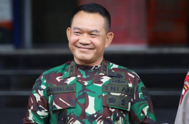 Ⓒ Hak cipta foto di atas dikembalikan sesungguhnya kepada pemilik foto Ⓒ Hak cipta foto di atas dikembalikan sesungguhnya kepada pemilik foto