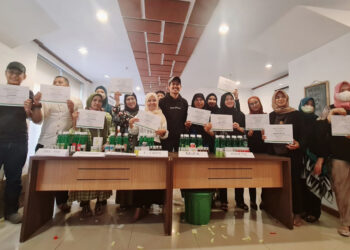 ARC USK Beri Pelatihan Produk Inovasi Nilam kepada UMKM Makassar