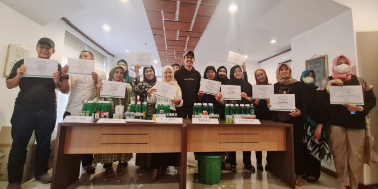 Ⓒ Hak cipta foto di atas dikembalikan sesungguhnya kepada sang pemilik foto Ⓒ Hak cipta foto di atas dikembalikan sesungguhnya kepada pemilik foto