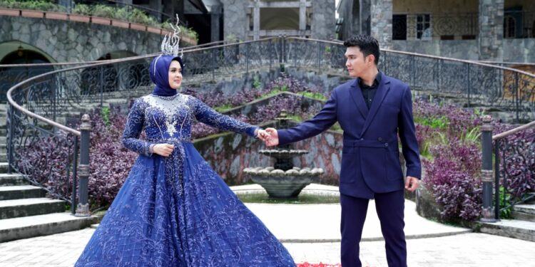 Ⓒ Hak cipta foto di atas dikembalikan sesungguhnya kepada sang pemilik foto Ⓒ Hak cipta foto di atas dikembalikan sesungguhnya kepada pemilik foto