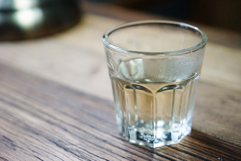 Benarkah Perlu Minum Delapan Gelas Air per Hari?