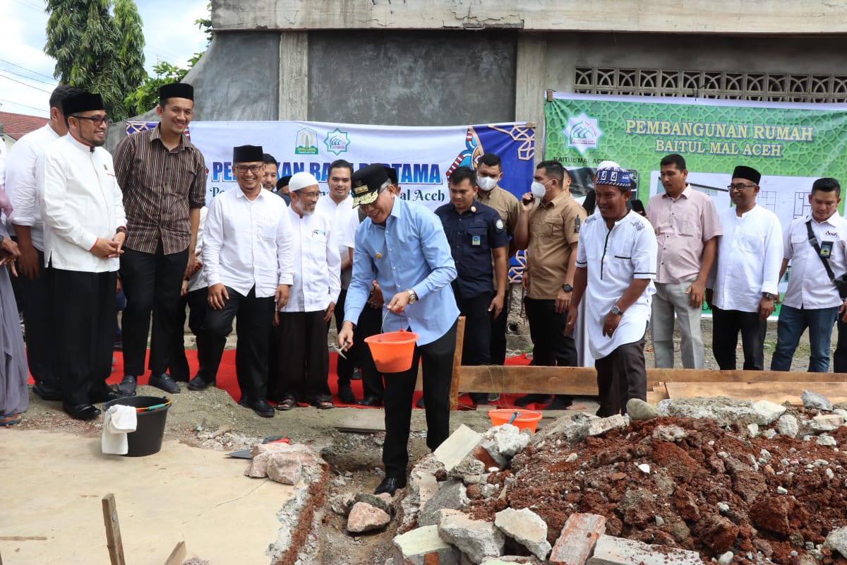Gubernur Letakkan Batu Pertama Pembangunan Rumah Baitul Mal Aceh