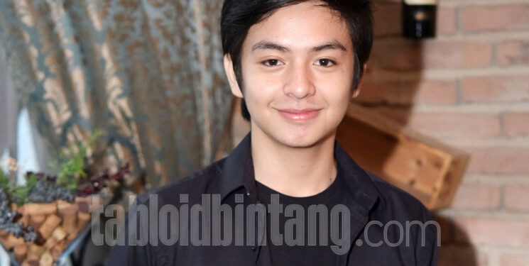 Ⓒ Hak cipta foto di atas dikembalikan sesungguhnya kepada sang pemilik foto Ⓒ Hak cipta foto di atas dikembalikan sesungguhnya kepada pemilik foto