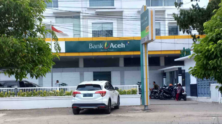 Kantor Pusat Bank Aceh Syariah di Jalan Dr Mohammad Hasan, Banda Aceh. FOTO/Dok KBA.one