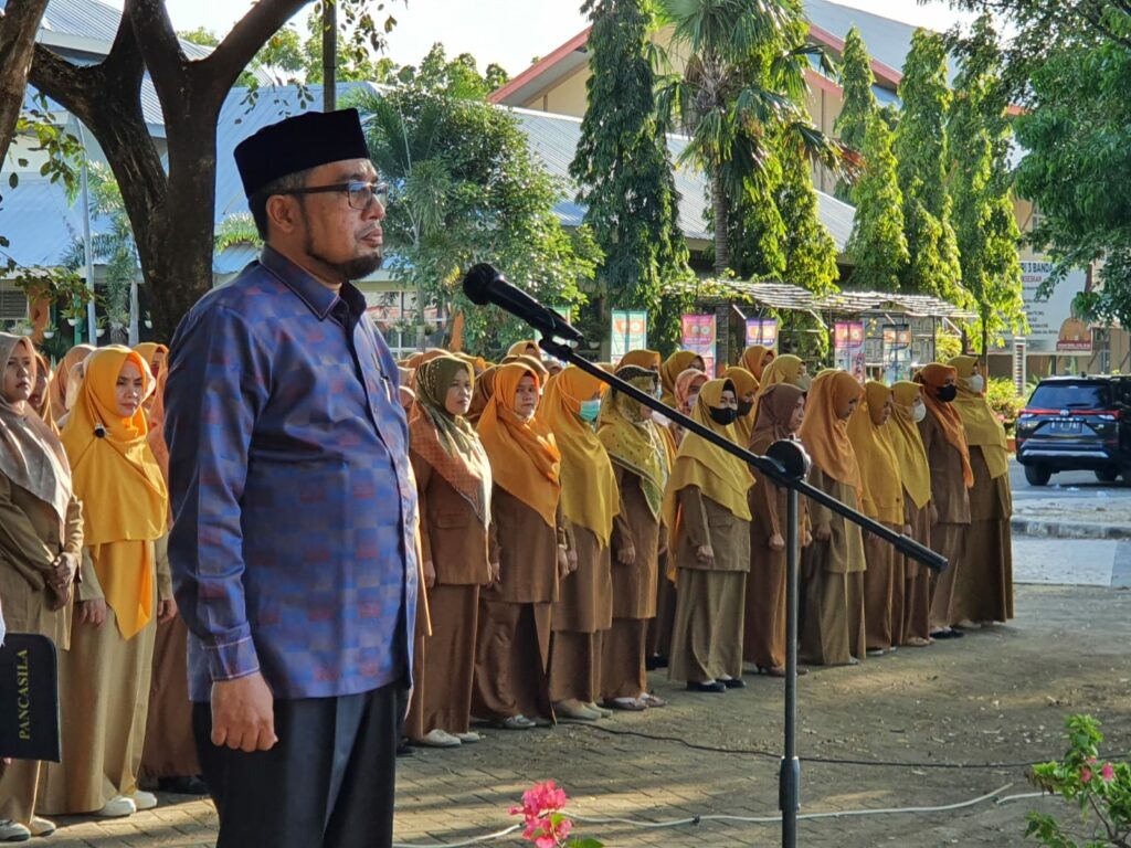 Ketua Komisi VI DPRA Irawan Abdullah Buka Masa Pengenalan Lingkungan Sekolah