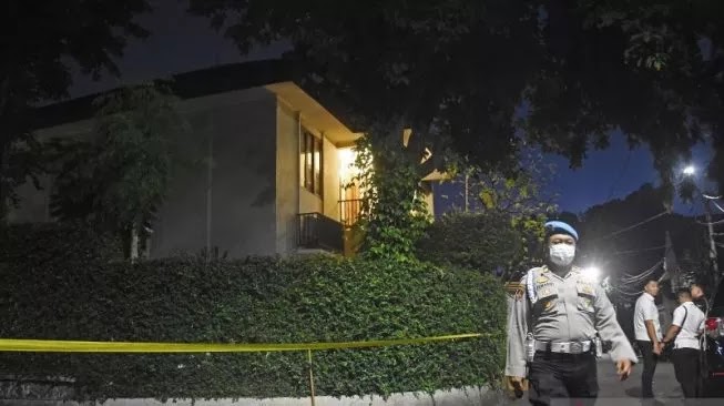 Ⓒ Hak cipta foto di atas dikembalikan sesungguhnya kepada pemilik foto Ⓒ Hak cipta foto di atas dikembalikan sesungguhnya kepada pemilik foto