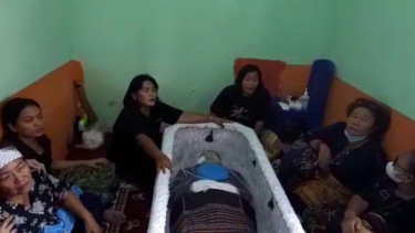 Ⓒ Hak cipta foto di atas dikembalikan sesungguhnya kepada pemilik foto Ⓒ Hak cipta foto di atas dikembalikan sesungguhnya kepada pemilik foto