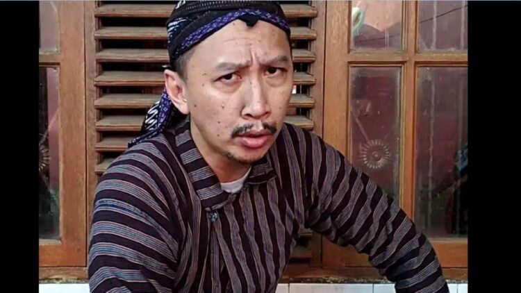 BuzzerRp Istana, Permadi Arya alias Abu Janda. FOTO/Net