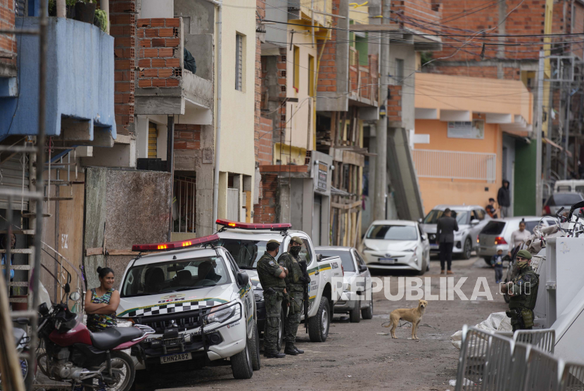Polisi Lakukan Penggerebekan Besar di Daerah Kumuh Rio de Janeiro