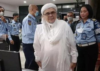 Rizieq Shihab Bebas Bersyarat, Rocky Gerung Sebut Ketidakadilan: Berbohong Kecil Dipenjara 2 Tahun