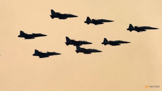 Ⓒ Hak cipta foto di atas dikembalikan sesungguhnya kepada sang pemilik foto Ⓒ Hak cipta foto di atas dikembalikan sesungguhnya kepada pemilik foto