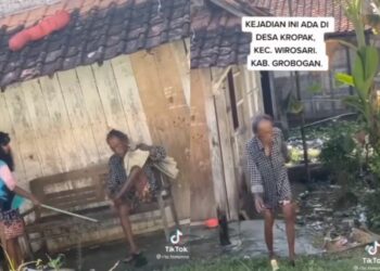 seorang cucu yang terlihat masih remaja tega membentak kakeknya sendiri yang sudah renta. FOTO/Tangkapan Layar