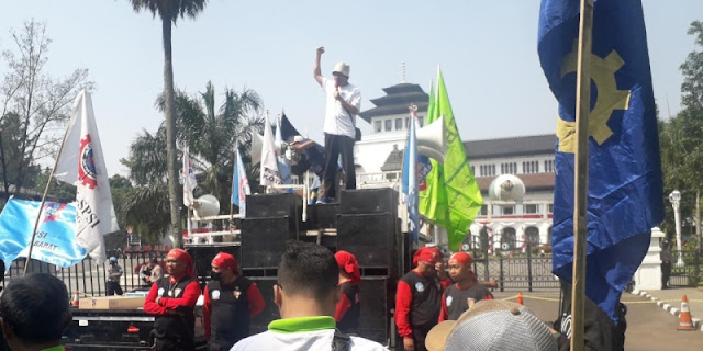 Aliansi Sejuta Buruh Jalan Kaki Bandung-Jakarta, Geram Pemerintah Terlalu Bebal atas UU PPP