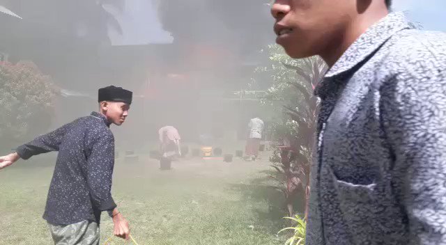 Enam unit kamar (bilik) dayah Babul Huda di Dusun Glee Madat, Desa Paloh Lada, Kecamatan Dewantara Kabupaten Aceh Utara terbakar, Sabtu (20/8/2022). FOTO/Twitter