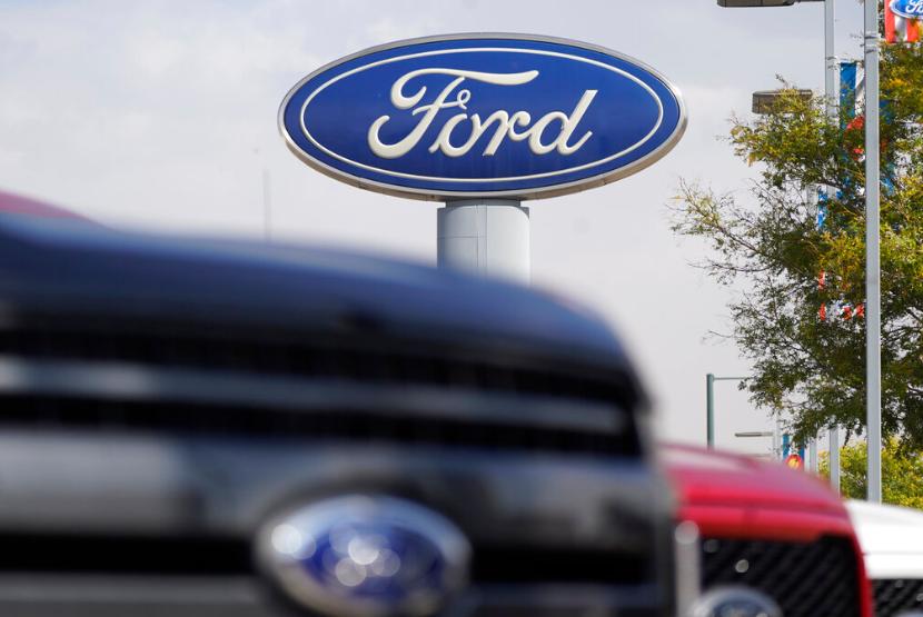 Ford Tunda Investasi Produksi Mobil Konvensional di Spanyol
