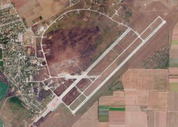 Gambar Satelit Tunjukkan Tujuh Jet Hancur Di Pangkalan Rusia Di Krimea