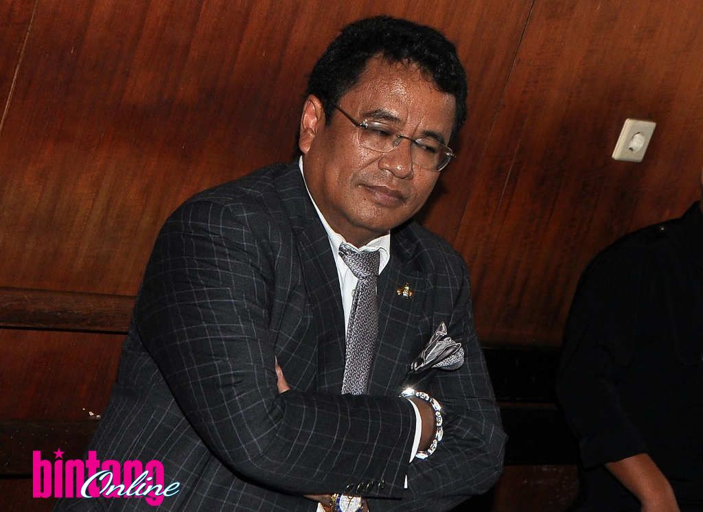 Hotman Paris Siap Bela Pegawai Alfamart yang Diduga Diintimidasi Ibu-Ibu Pencuri Cokelat