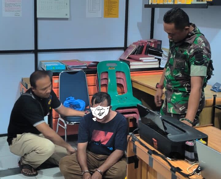 Perampokan toko agen bank di Jalan Merdeka, Desa Simpang Empat, Kecamatan Banda Sakti, Kota Lhokseumawe berhasil digagalkan warga setempat, Ahad (14/8/2022). FOTO/HAI/Azhari