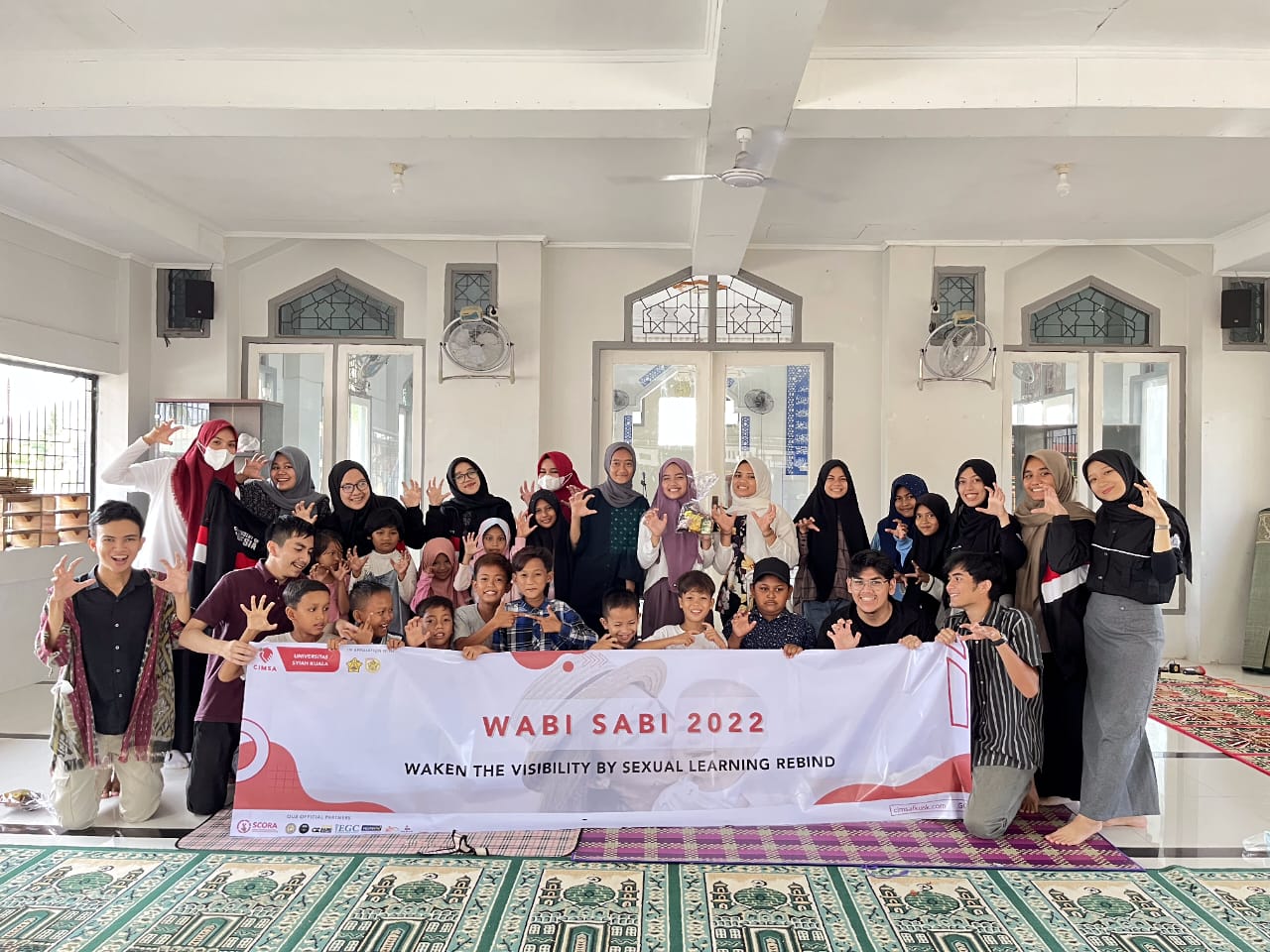 Universitas Syiah Kuala Edukasi Remaja Desa Tentang Kesehatan Reproduksi