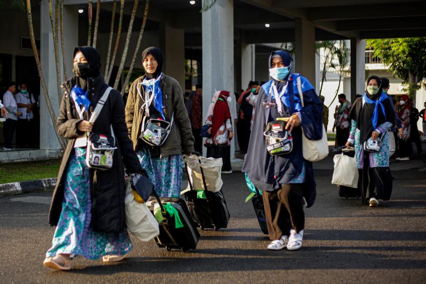Malam Ini 450 Jamaah Haji Riau Akan Mendarat Di Pekanbaru