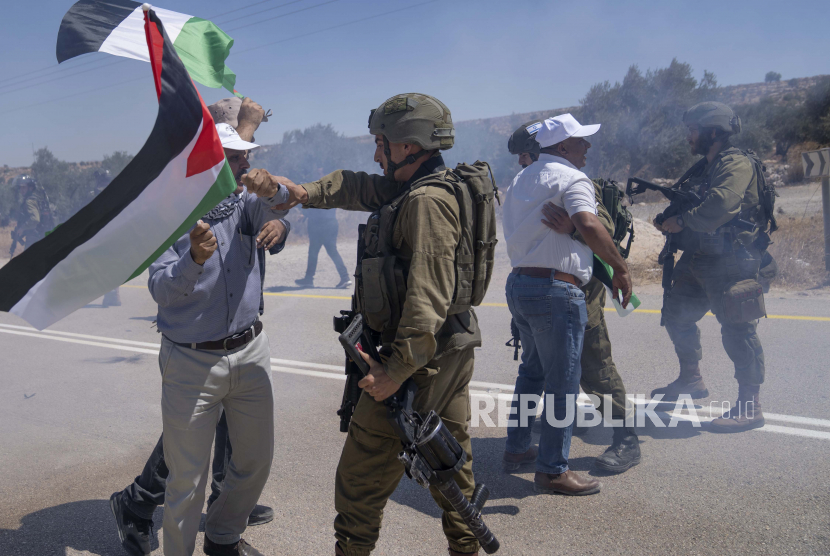 Pasukan Israel Tembak Mati Remaja Palestina di Qabatiya