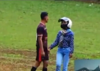 Viral Istri Jemput Paksa Suami Di Tengah Turnamen Sepakbola, Ternyata Ini Pemicunya
