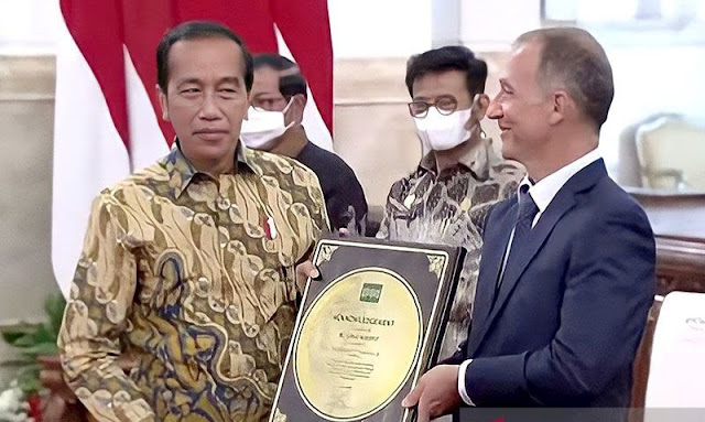 Ⓒ Hak cipta foto di atas dikembalikan sesungguhnya kepada pemilik foto Ⓒ Hak cipta foto di atas dikembalikan sesungguhnya kepada pemilik foto