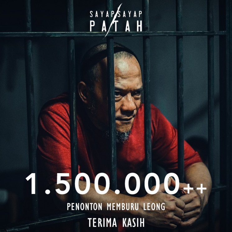 Poster film Sayap Sayap Patah