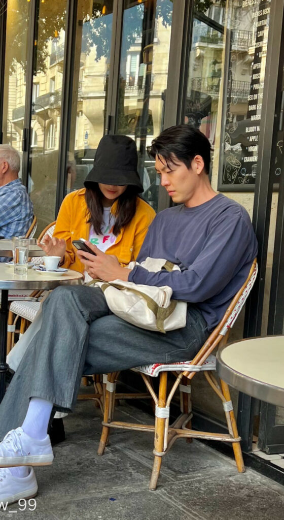 Shin Min Ah dan Kim Woo Bin Kepergok Sedang Berduaan di Paris