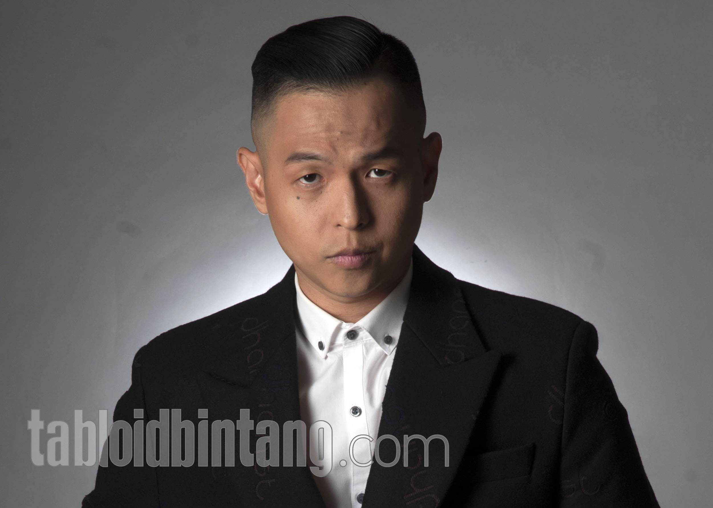 Ⓒ Hak cipta foto di atas dikembalikan sesungguhnya kepada sang pemilik foto Ⓒ Hak cipta foto di atas dikembalikan sesungguhnya kepada pemilik foto