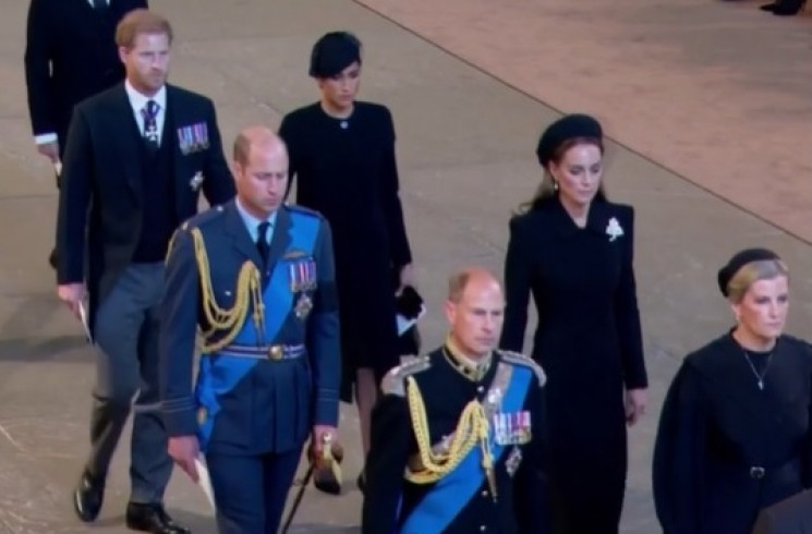 Tangisan Meghan Markle Di Pemakaman Ratu Elizabeth Ii Dinilai Palsu