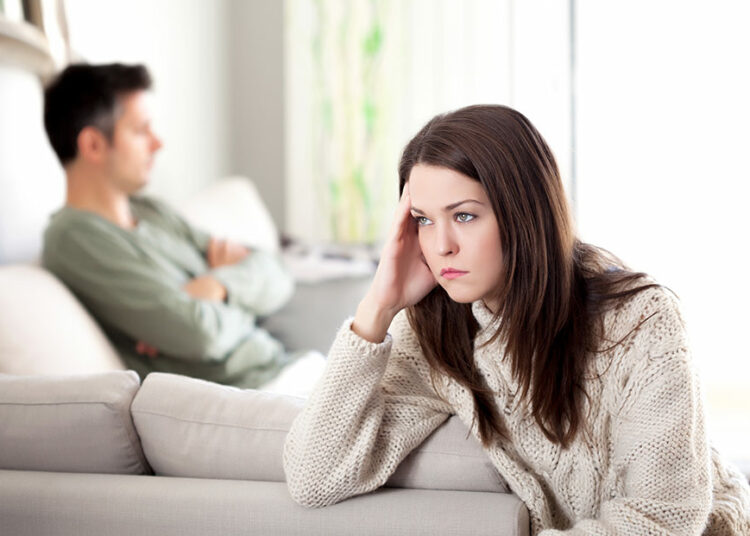 Menghadapi Suami Dengan Sindrom Miserable Husband, Belum Tentu Harus Cerai!
