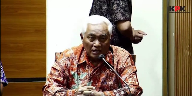 Ⓒ Hak cipta foto di atas dikembalikan sesungguhnya kepada pemilik foto Ⓒ Hak cipta foto di atas dikembalikan sesungguhnya kepada pemilik foto