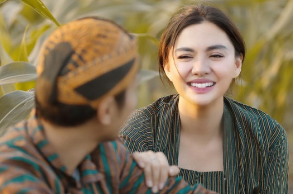 Vicky Shu Bela Korban Kekerasan Seksual terhadap Anak