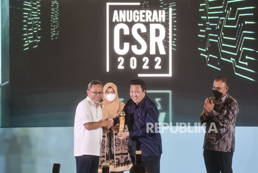 Adaro Indonesia Raih Republika.co.id Anugerah CSR 2022