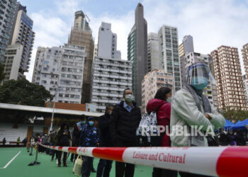 Hong Kong Usulkan Sistem Karantina Baru Untuk Menyeberang Ke China