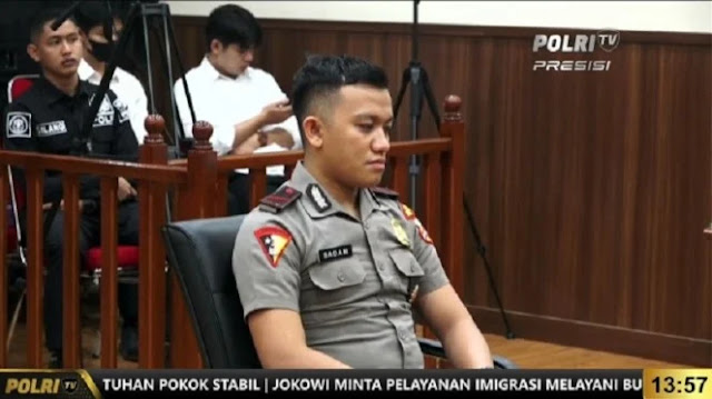 Bharada Sadam sopir Ferdy Sambo saat jalani Sidang Komisi Kode Etik Polri (KKEP). FOTO/Net