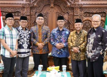 Ketum PBNU Ajak Muhammadiyah Kerjasama Sukseskan Forum R20 di Bali