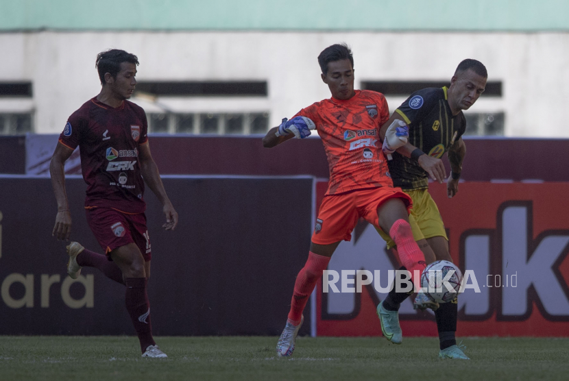 Kiper Borneo FC Angga Saputro Pulih 100 Persen