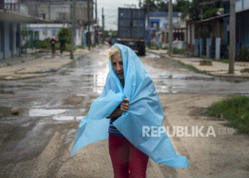 Listrik Kuba Mulai Pulih Setelah Dihantam Badai Ian