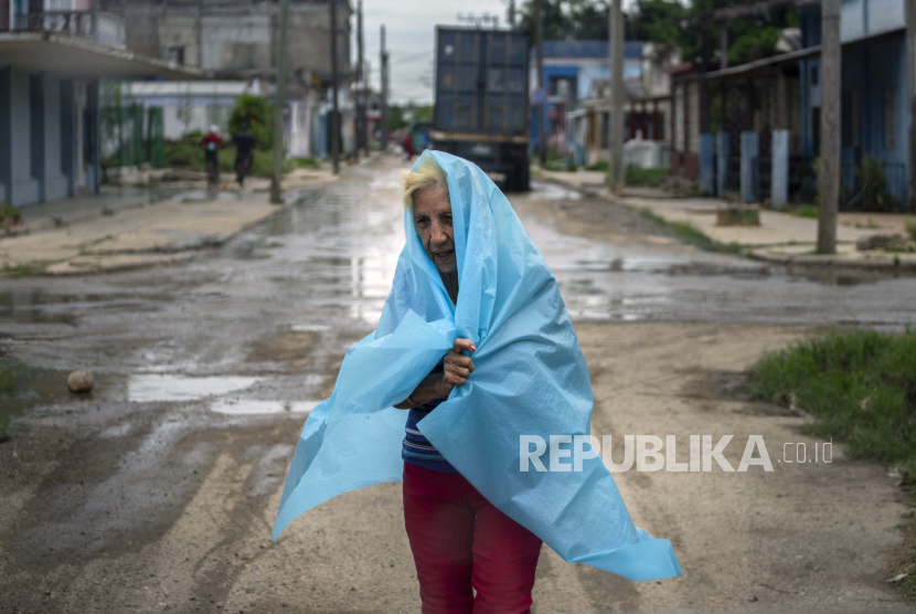 Listrik Kuba Mulai Pulih Setelah Dihantam Badai Ian
