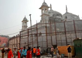 Pengadilan Varansi Izinkan Umat Hindu Ibadah Di Masjid Gyanvapi
