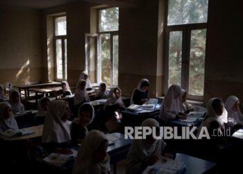 Pejabat Senior Taliban Serukan Pembukaan Sekolah Menengah Untuk Perempuan